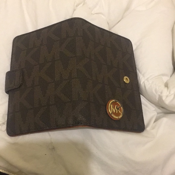 MK wallet - Picture 3 of 5